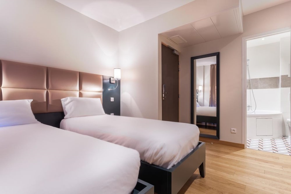 Hôtel Jenner 15