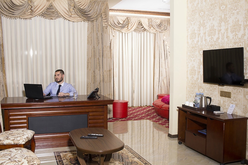 Cron Palace Tbilisi Hotel 22