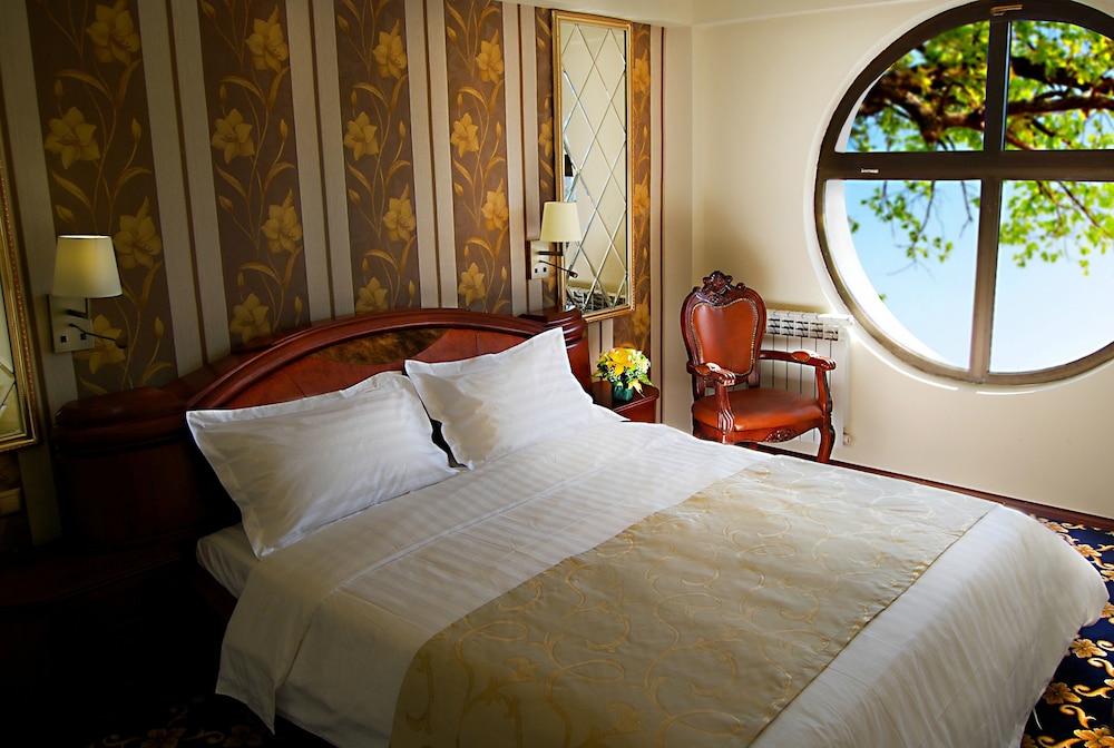 Cron Palace Tbilisi Hotel 21