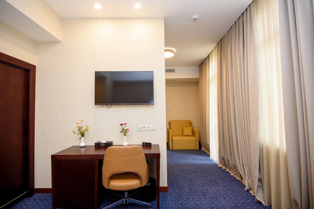 KMM Hotel 10
