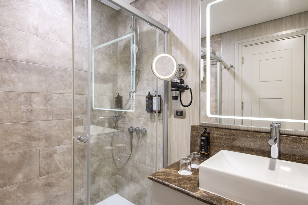 Mercure Tbilisi Old Town 10