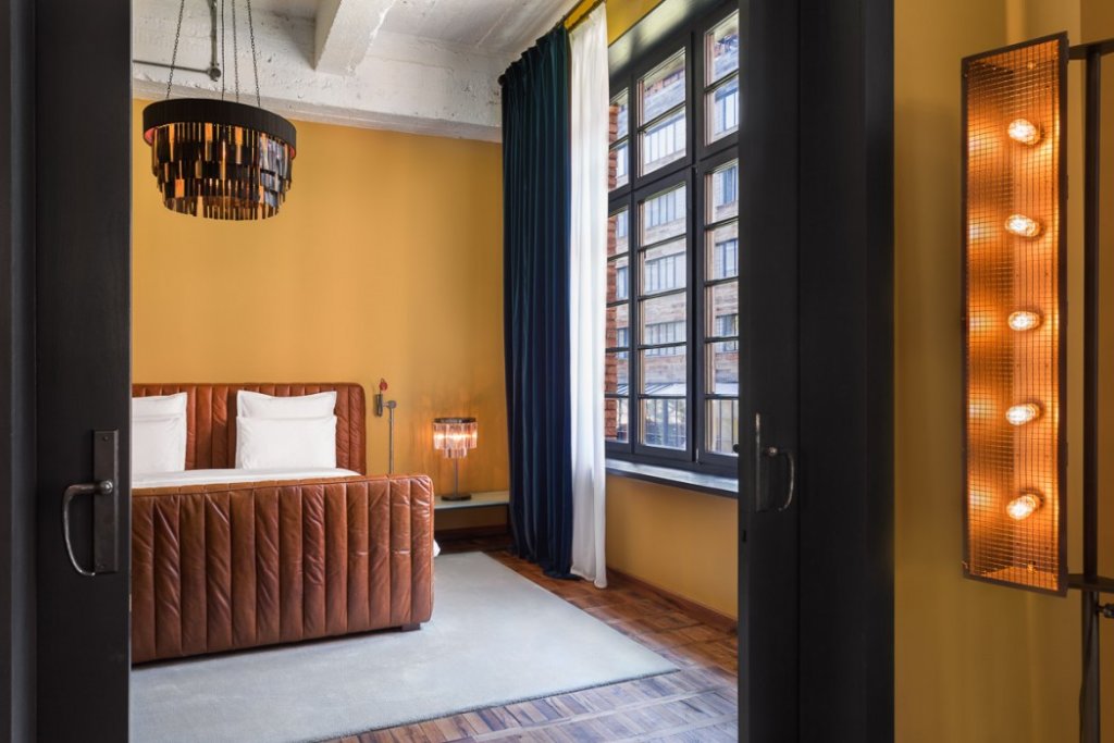 Stamba Hotel 18