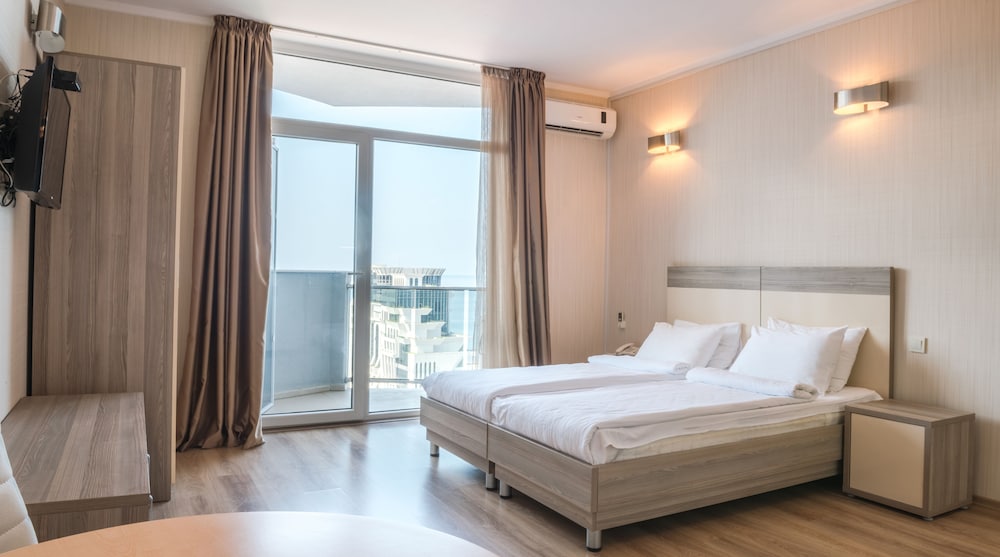 Silk Road Sea Towers Batumi Apart Hotel 3