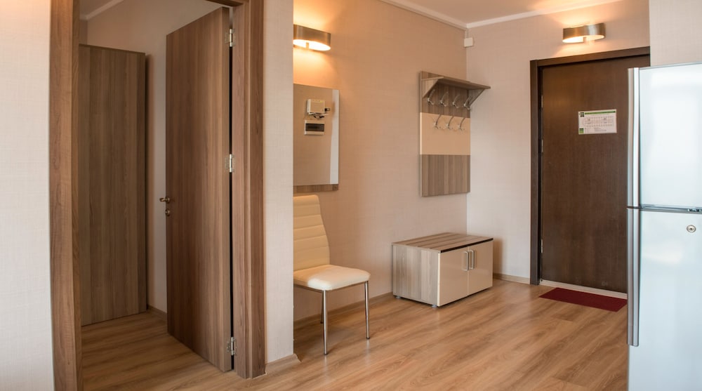 Silk Road Sea Towers Batumi Apart Hotel 4