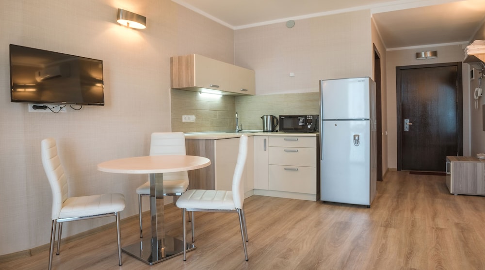 Silk Road Sea Towers Batumi Apart Hotel 15