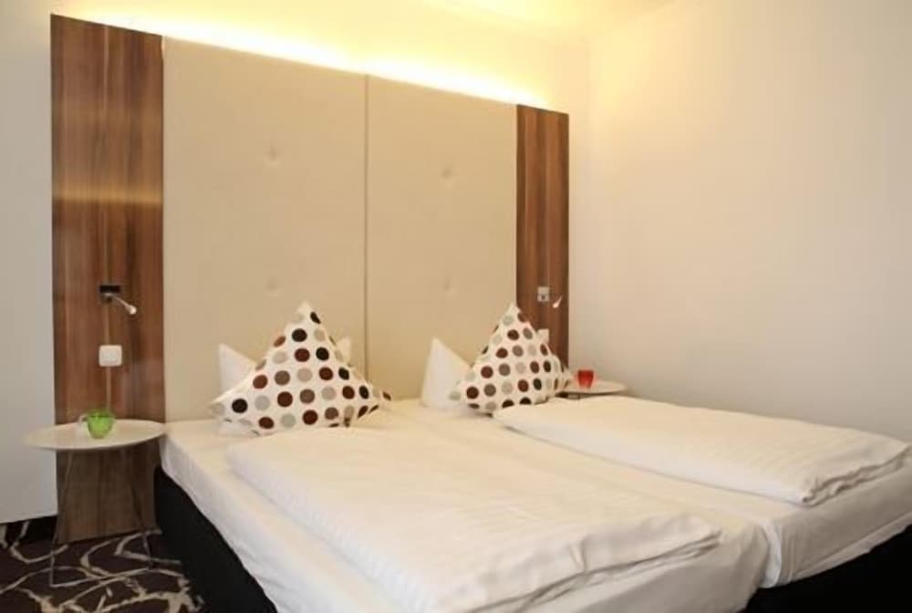 Hotel Ambassador 15