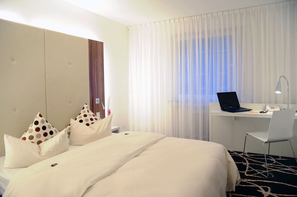 Hotel Ambassador 10