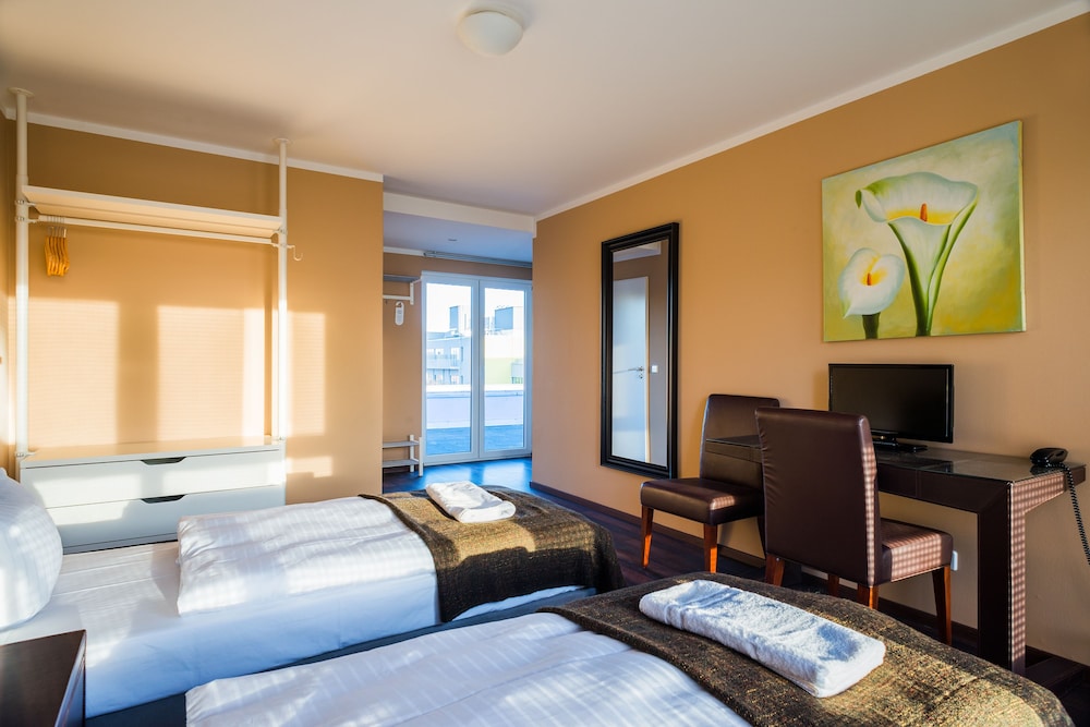 Apple City Hotel 6