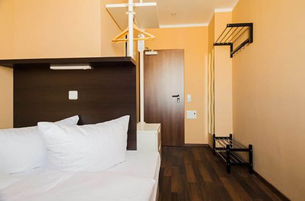 Apple City Hotel 20