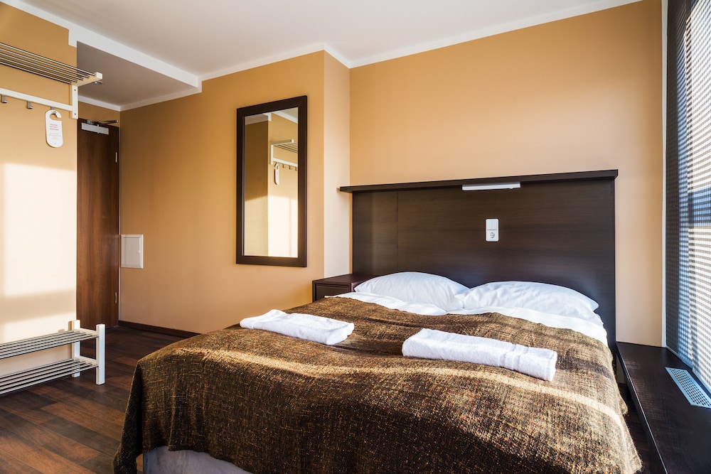 Apple City Hotel 10