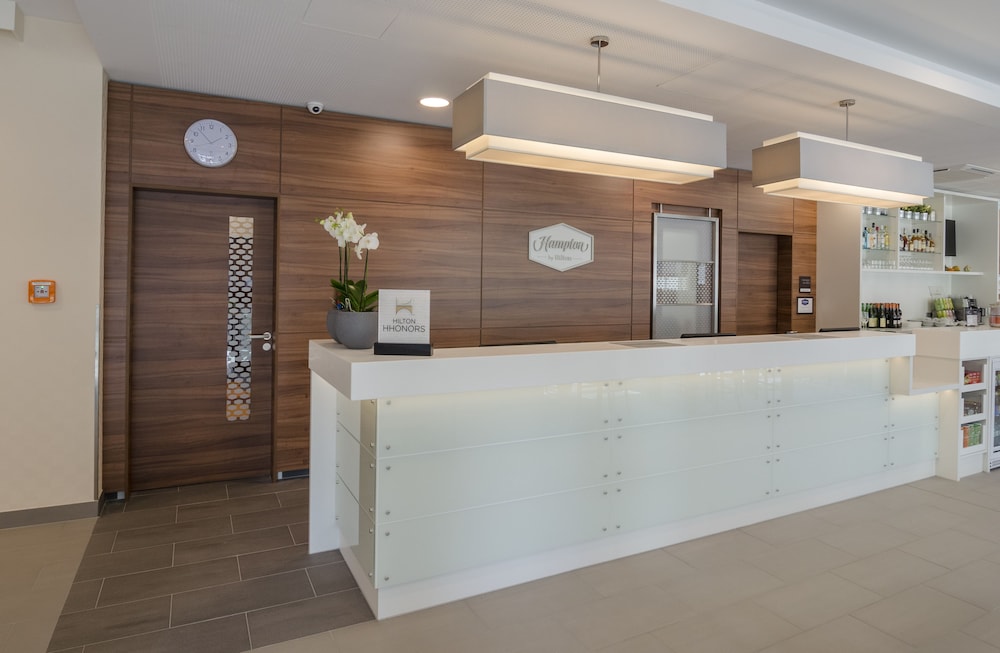 Hampton by Hilton Frankfurt City Centre Messe 1