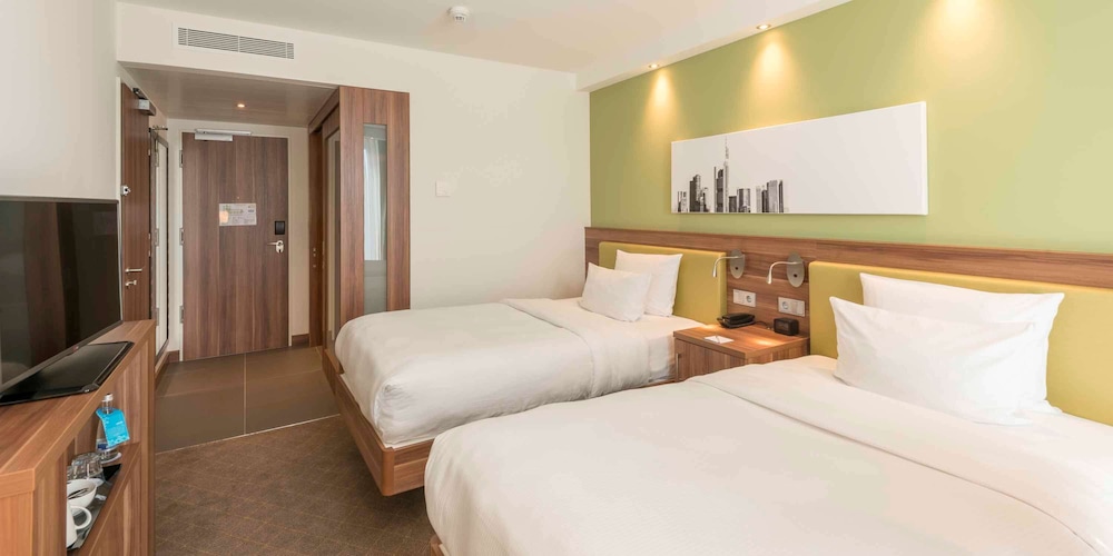 Hampton by Hilton Frankfurt City Centre Messe 8