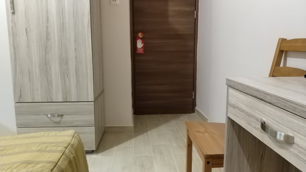 Ambrosia Suites 12
