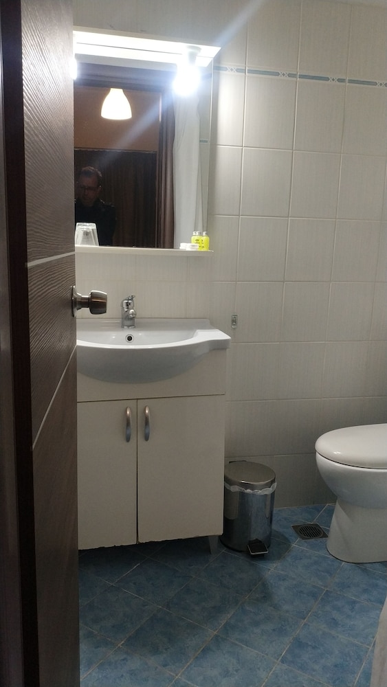 Ambrosia Suites 20