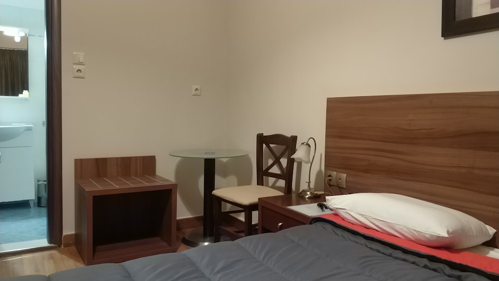 Ambrosia Suites 16