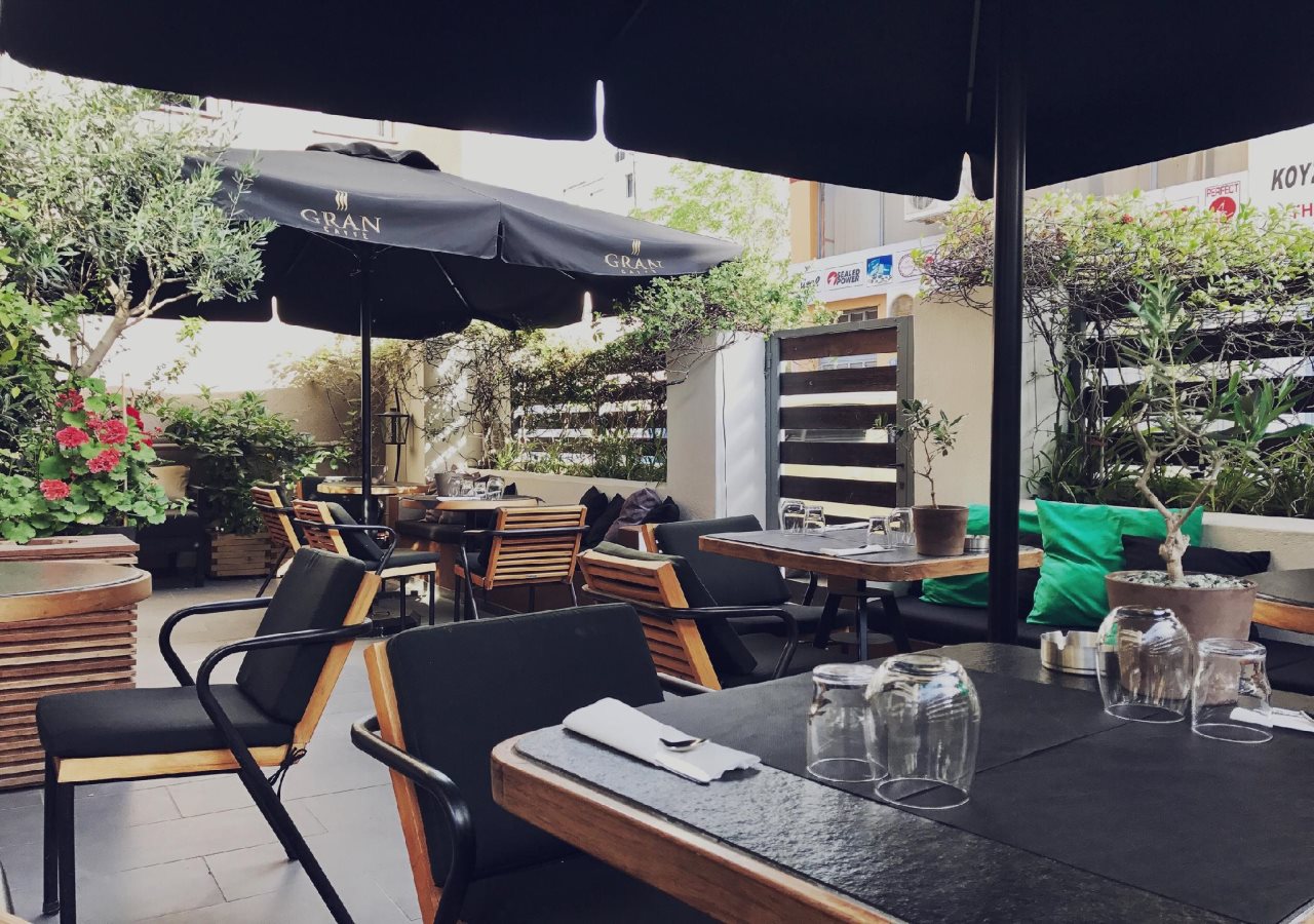 Mc Queen Hotel 22