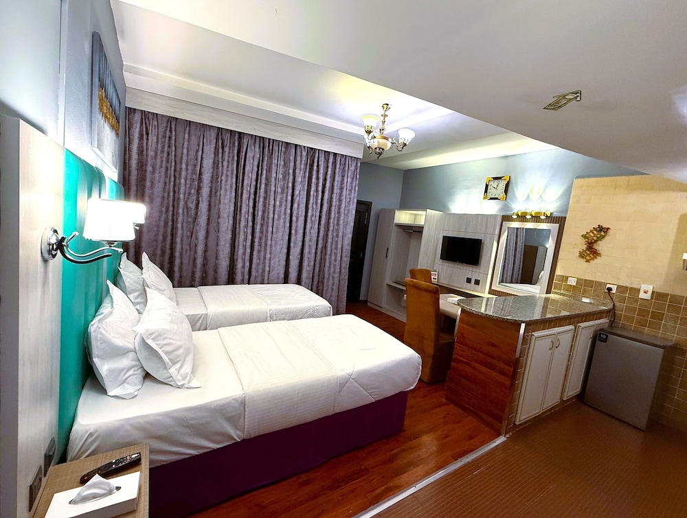 Hafez Hotel Apartments 12