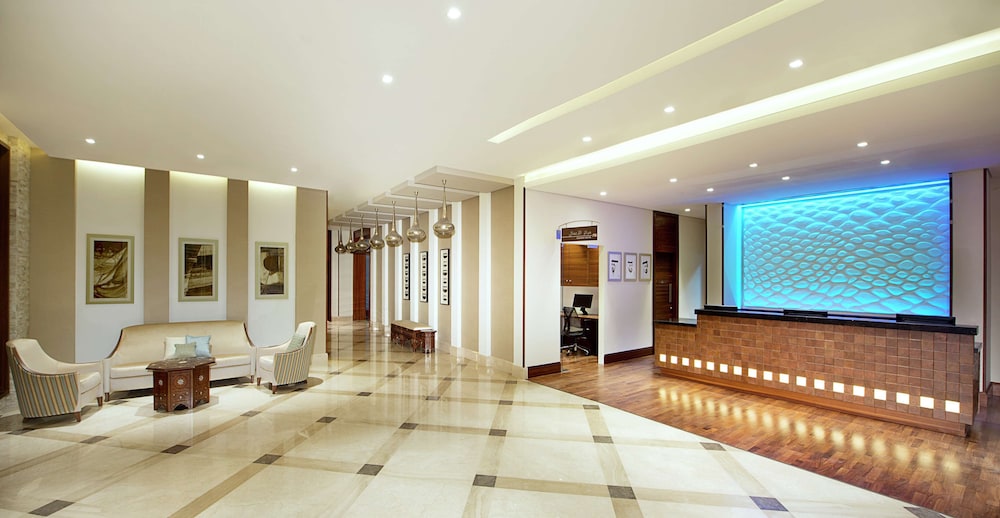 Hilton Garden Inn Dubai Jumeirah 6