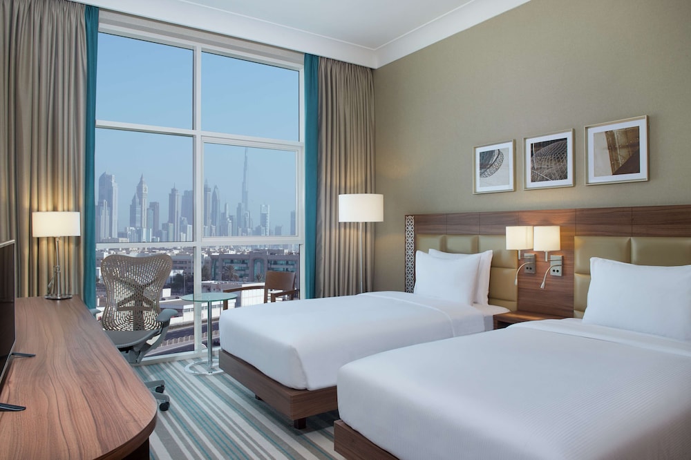 Hilton Garden Inn Dubai Jumeirah 12