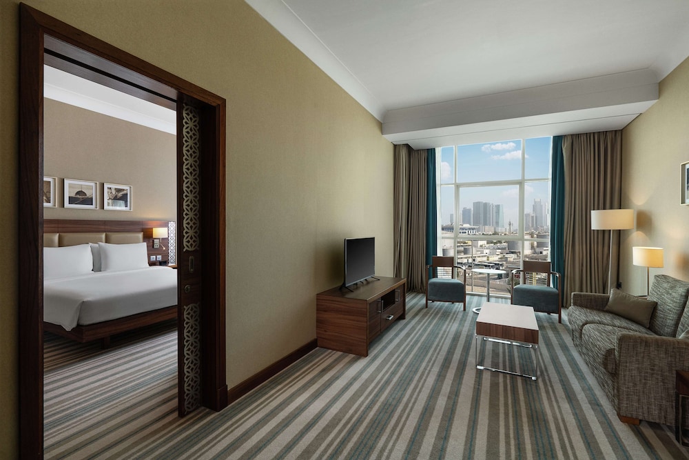 Hilton Garden Inn Dubai Jumeirah 16