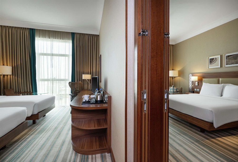 Hilton Garden Inn Dubai Jumeirah 9