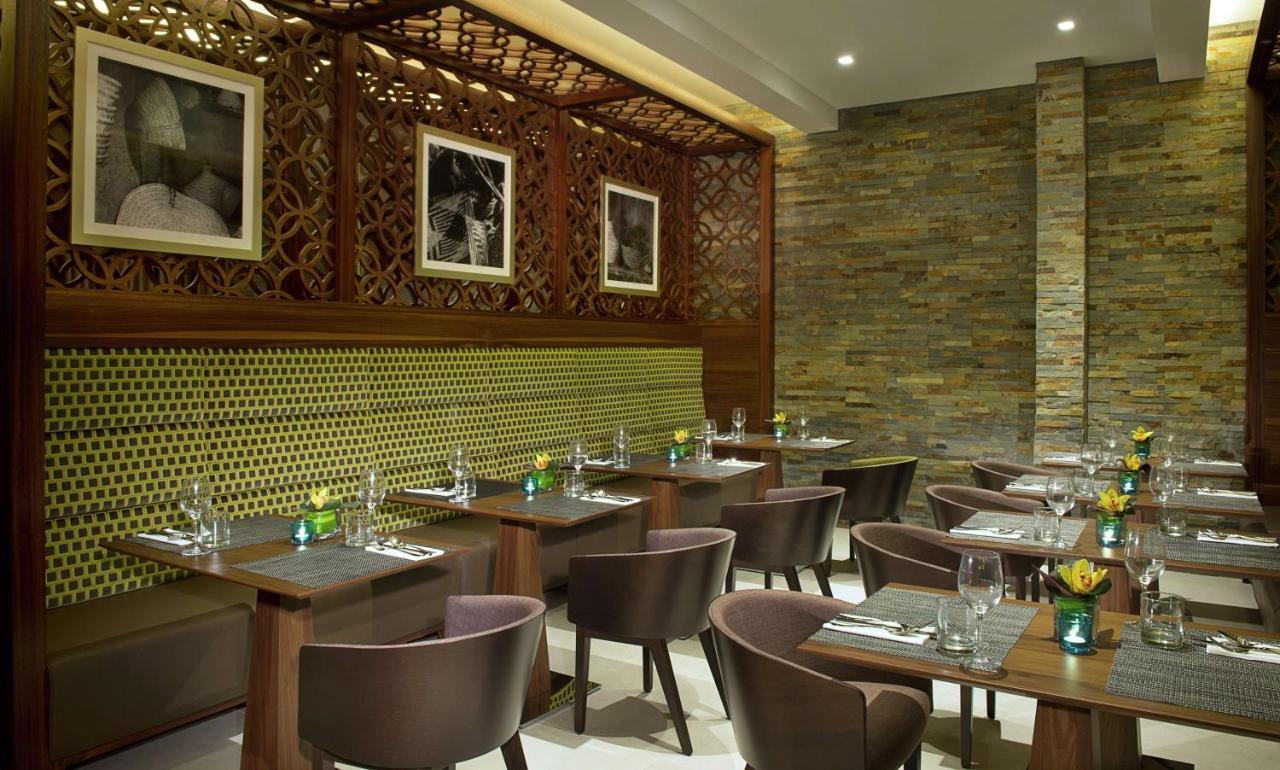 Hilton Garden Inn Dubai Deira 8