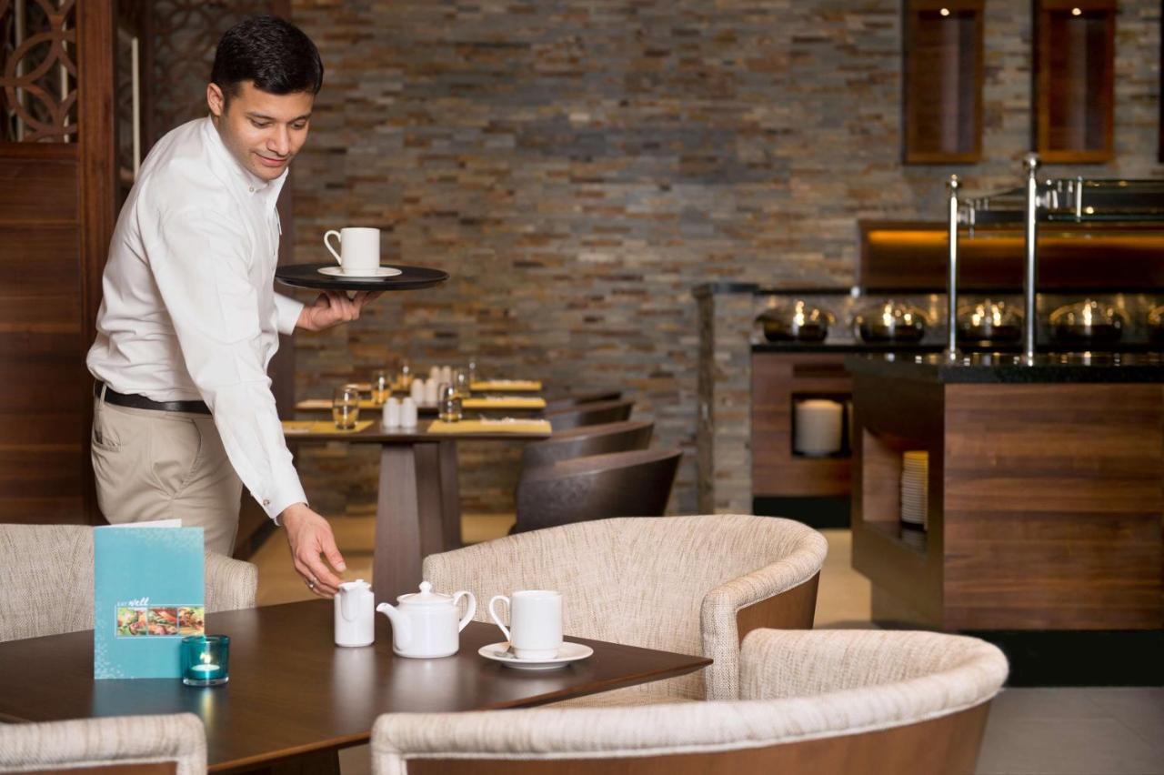 Hilton Garden Inn Dubai Deira 10