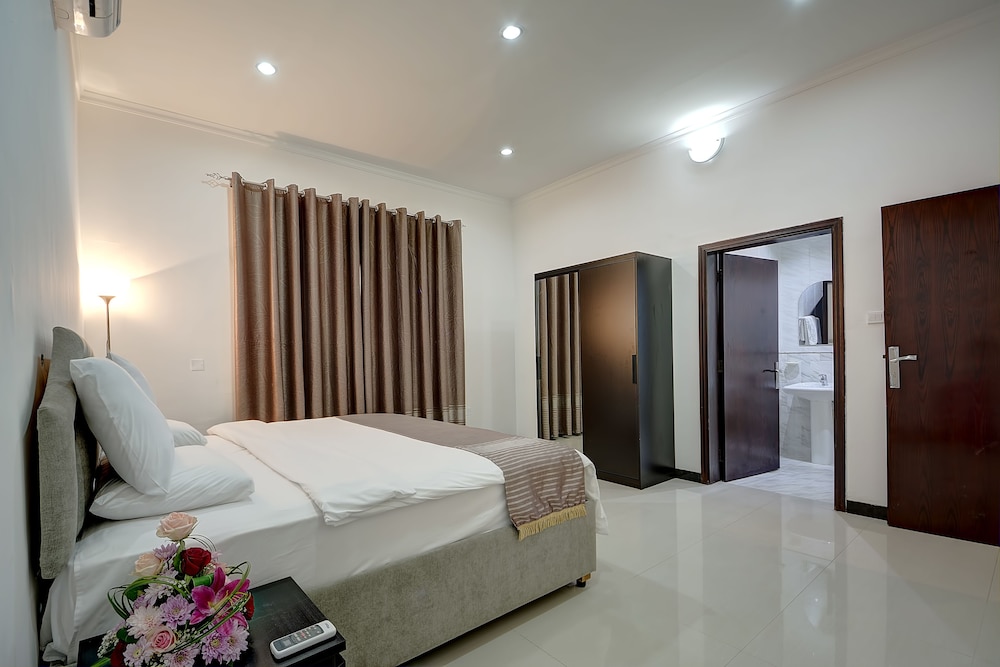 Hotel Royal Residence 6