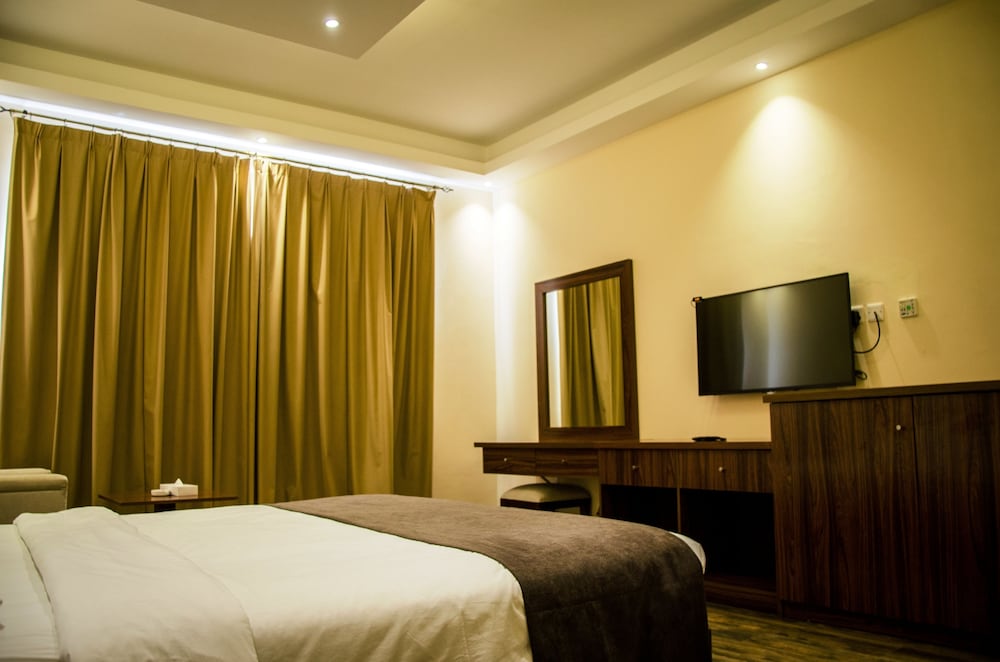 Hotel Royal Residence 8