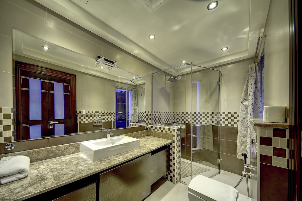 Hotel Royal Residence 18