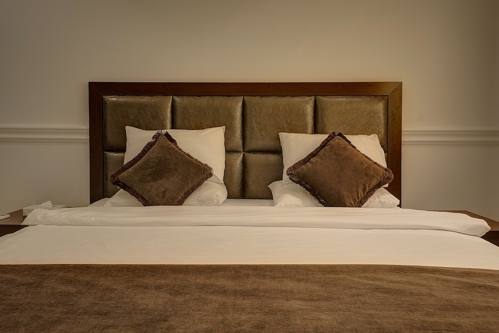 Hotel Royal Residence 7