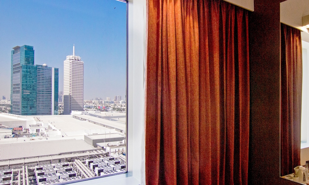 ibis One Central 18