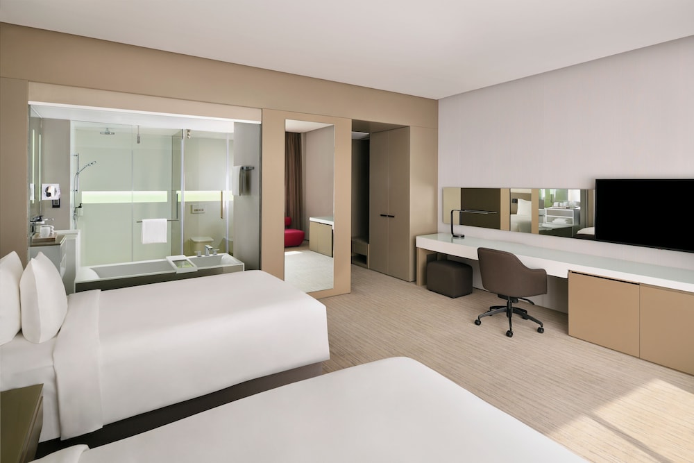 Intercontinental Dubai Marina 10