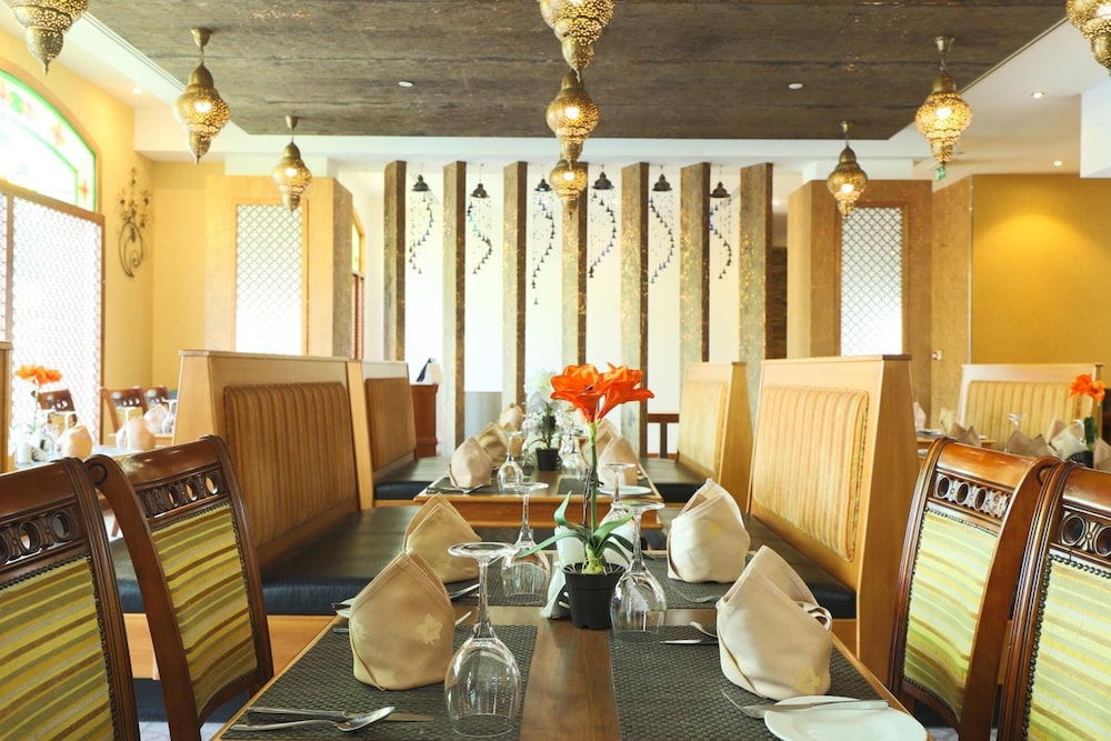 Mughal Suites 18