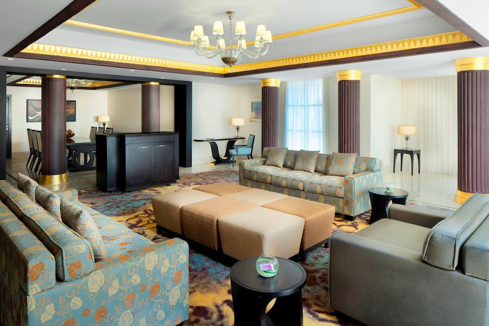 Sheraton Sharjah Beach Resort & Spa 16