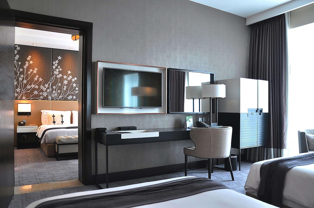 Pullman Dubai Downtown Hotel 5