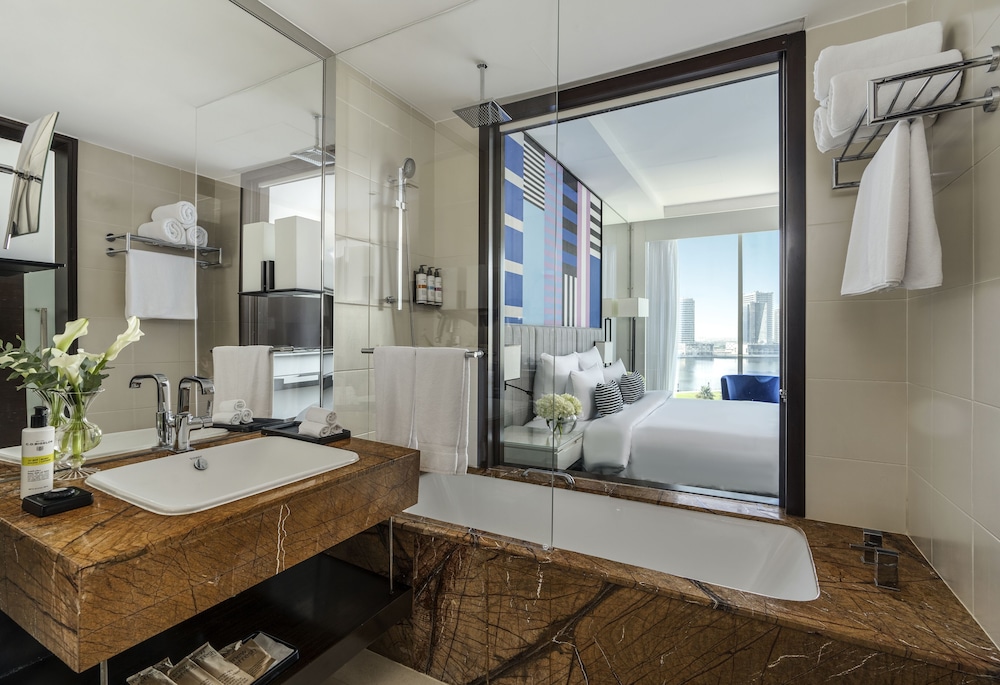 Pullman Dubai Downtown Hotel 7