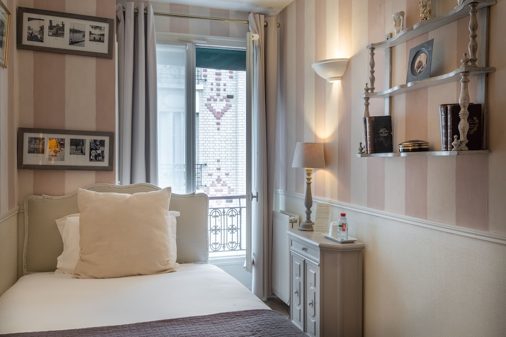 Hôtel L'Avre 7