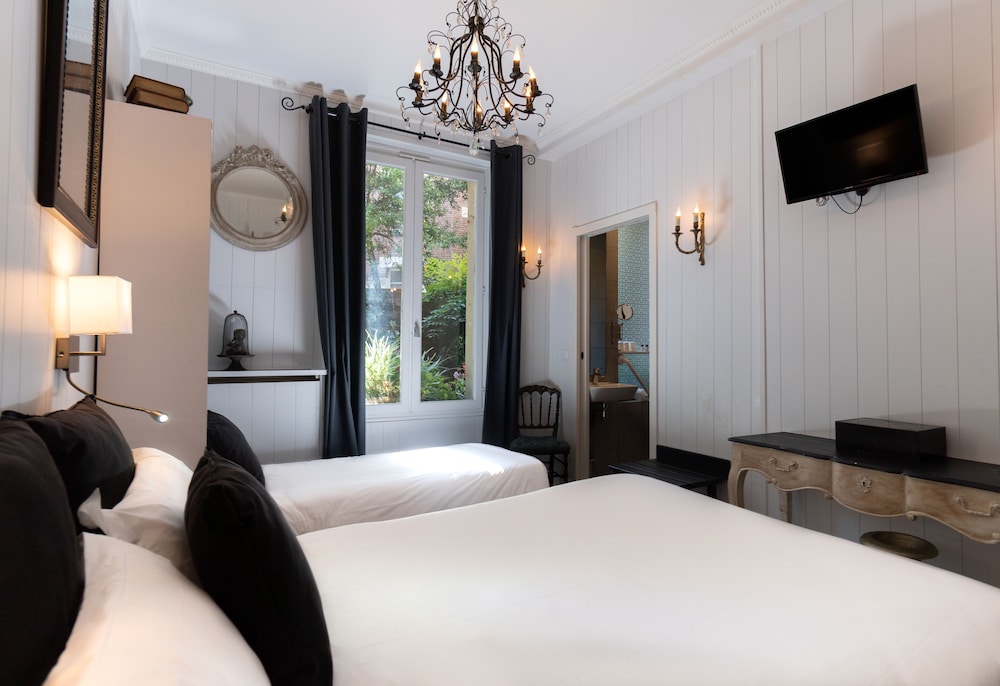 Hôtel L'Avre 16