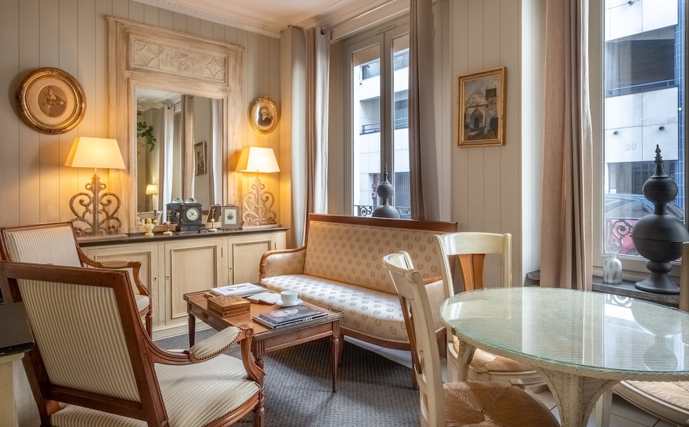 Hôtel L'Avre 1