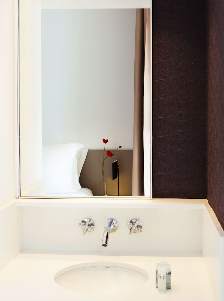 Barcelona Apartment Milà 2