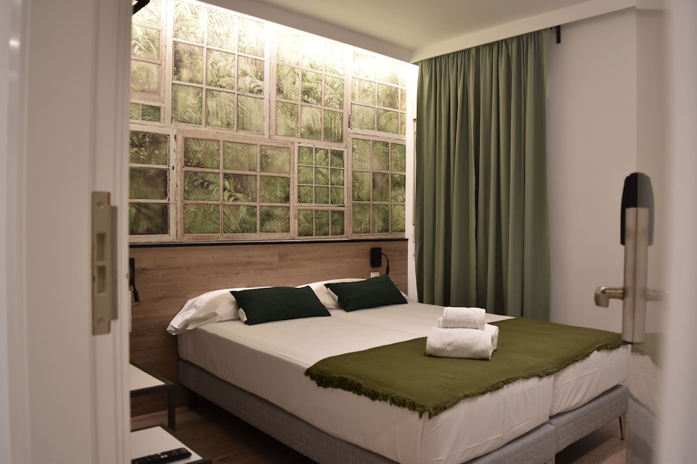 Casp Green House 4