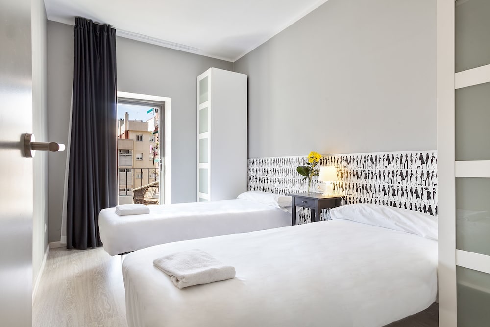 Fira Centric Apartments 7