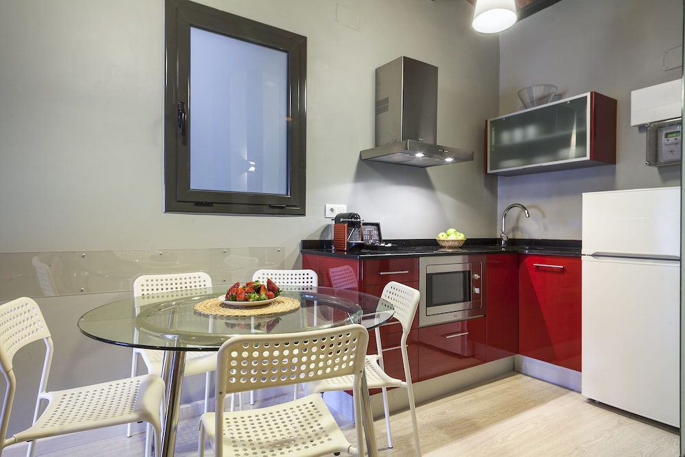 Fira Centric Apartments 18