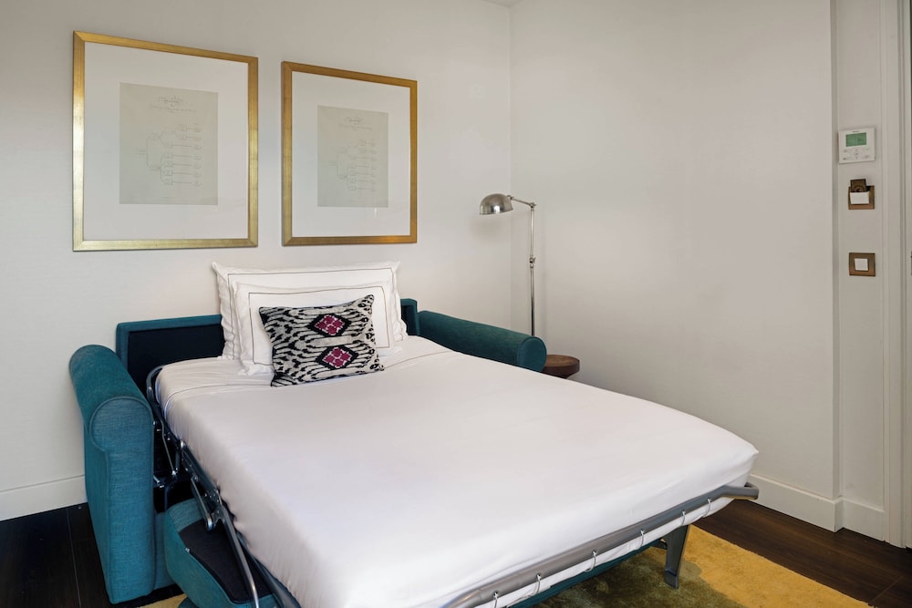 Cotton House Hotel, Autograph Collection 11