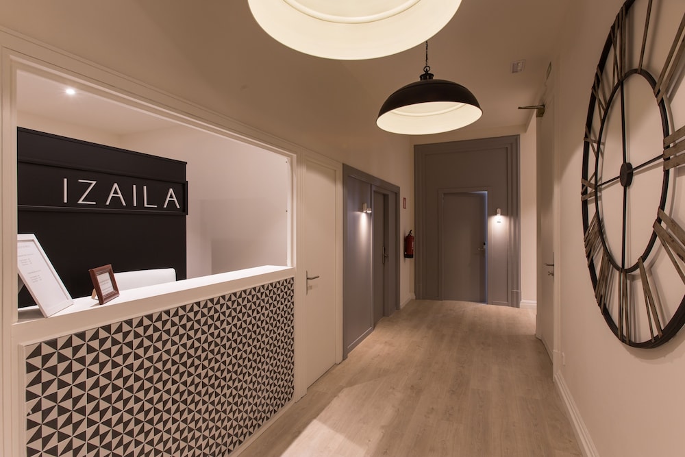 Izara Plaza Catalunya 3