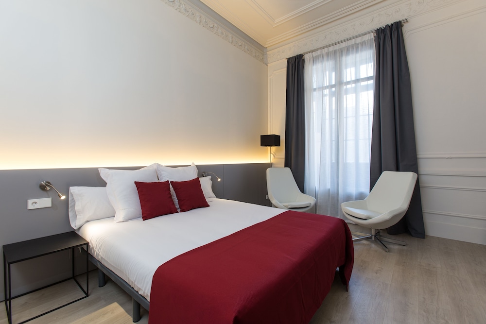 Izara Plaza Catalunya 21
