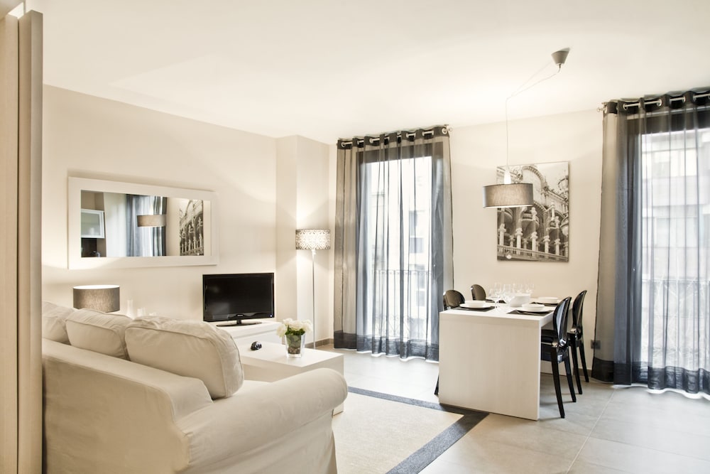 Up Suites Bcn 17