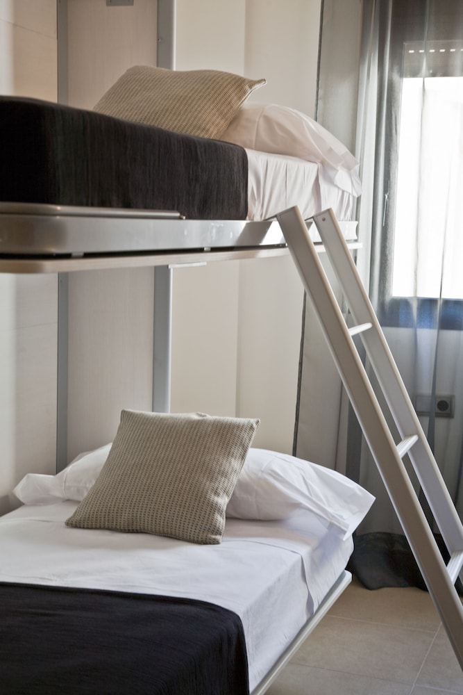 Up Suites Bcn 10