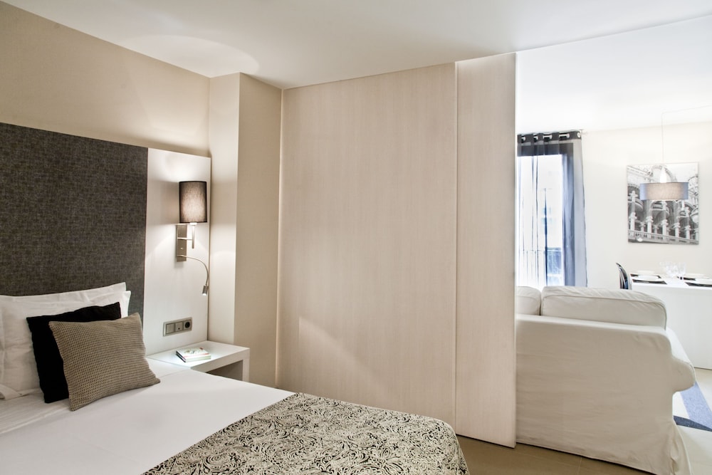Up Suites Bcn 8